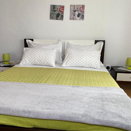 Apartment Carmen Trogir Exterior foto